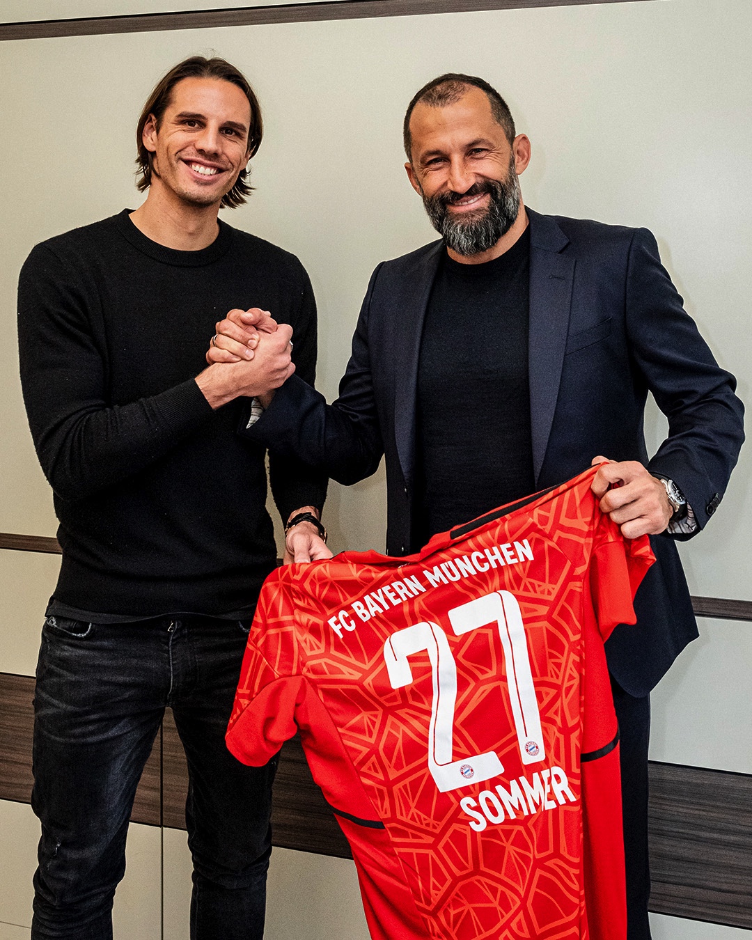 转会期摩纳哥备战德国杯,官宣签约细节曝光,球迷炸锅,资深球员宣示担当的简单介绍 转会期摩纳哥备战德国杯,官宣签约细节曝光,球迷炸锅,资深球员宣示担当的简单介绍