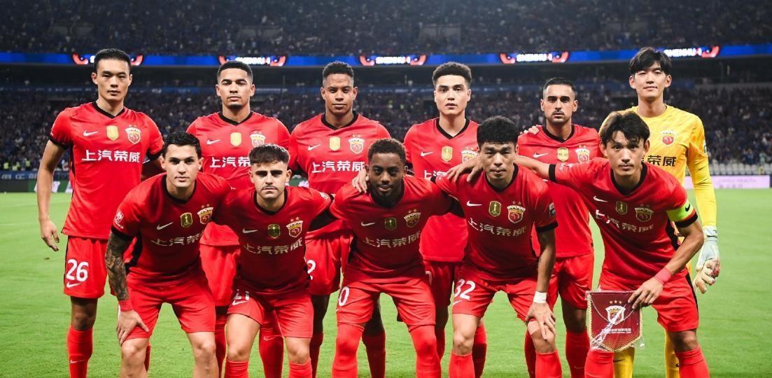 赛前英超焦点战；武汉三镇调整名单；更衣室稳定；年轻球员得到机会的简单介绍